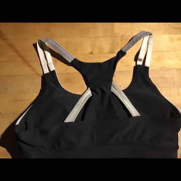 Reaction Kenneth Cole Black Racer Back Sports Bra - Picture 4 of 6
